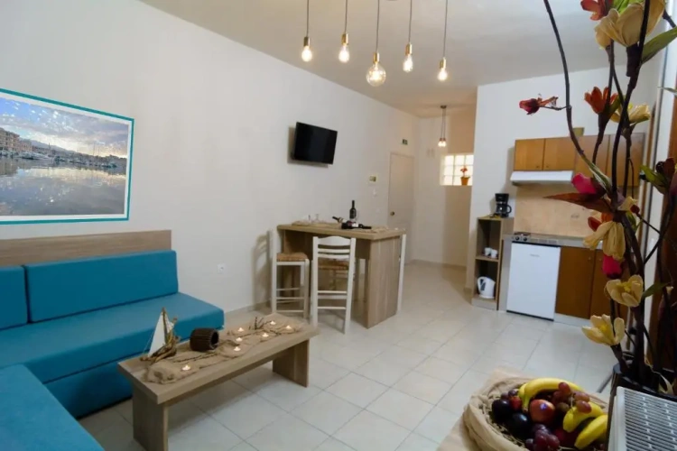 2 Bedrooms Apartment