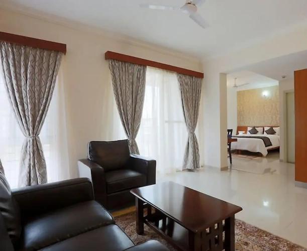 1 Bedroom Business Single room with view