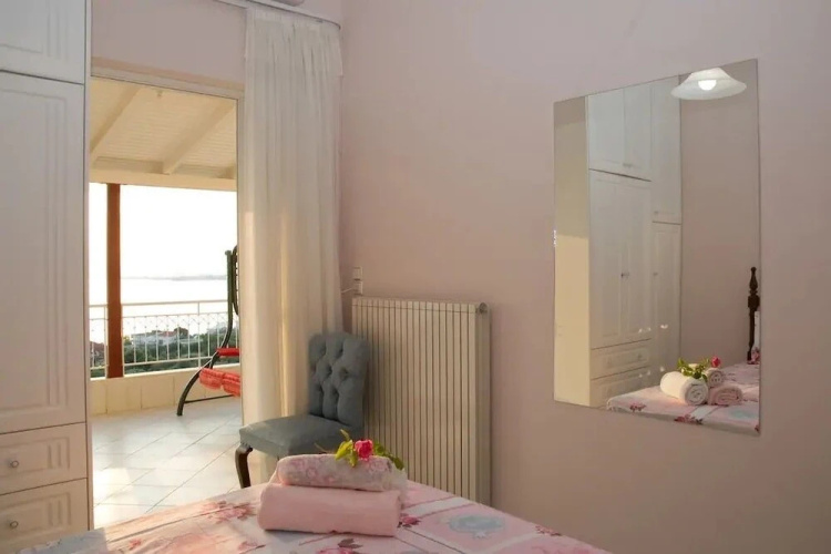 Romantic Sunsets 300m From The Beach