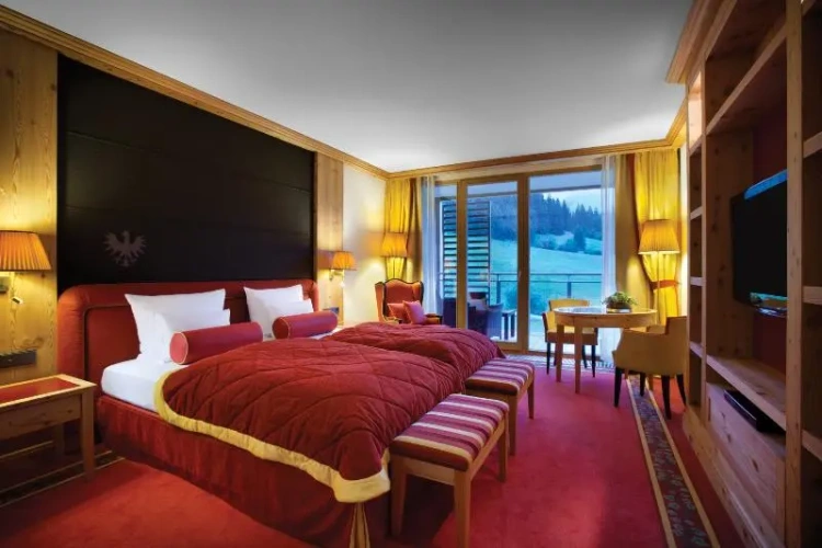 Deluxe Double room with balcony and with mountain view