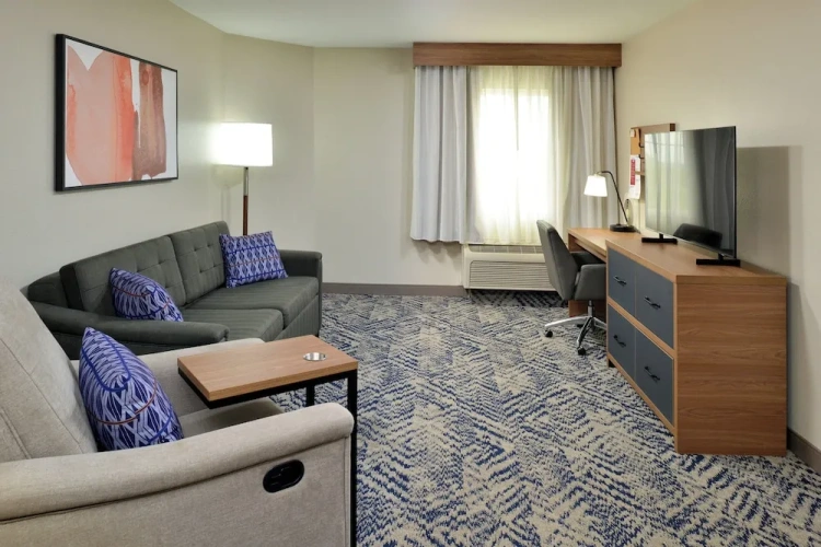 1 Bedroom Suite