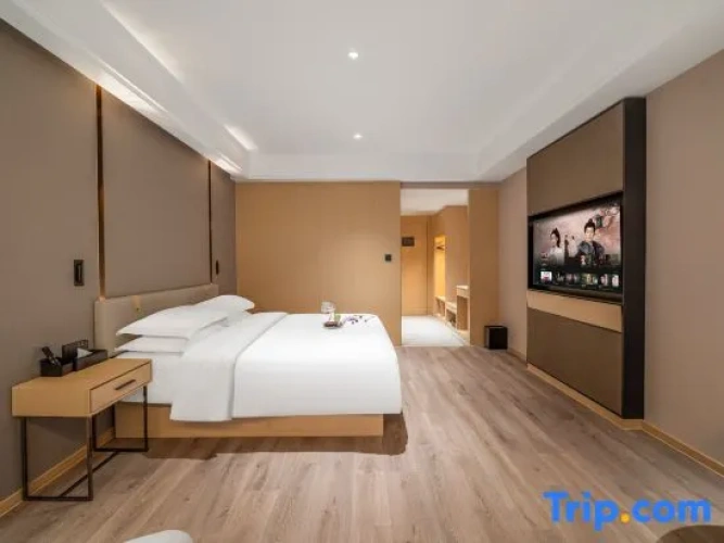 Standard Double room with view