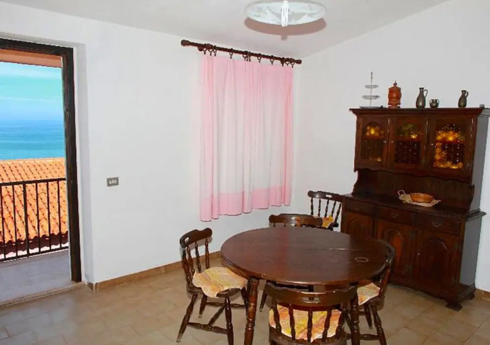 Complessi Residenziali Cala Longa