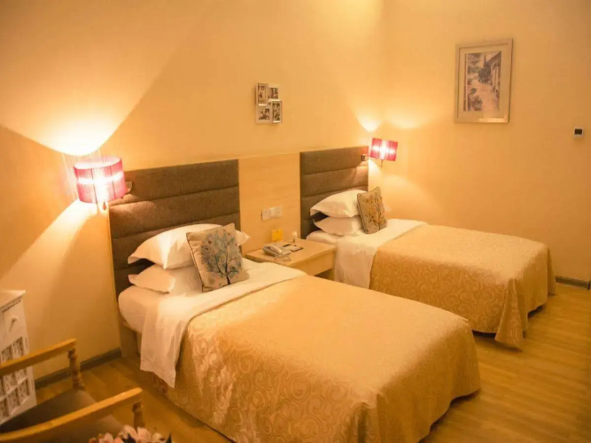 Royal Garden Hotel Jimo