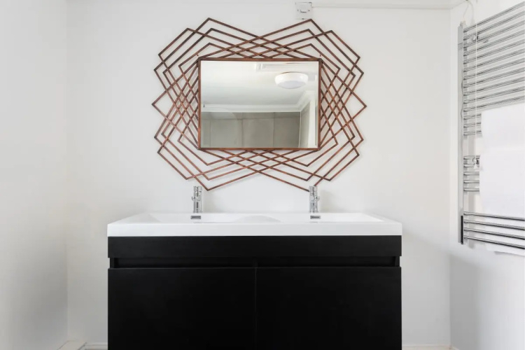 The Historic Gem - Sleek & Central 3BDR Maisonette