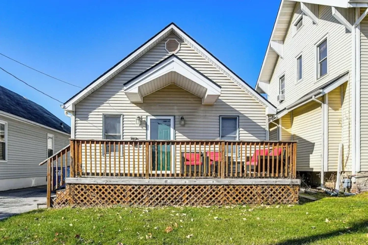3 Bedrooms Cottage