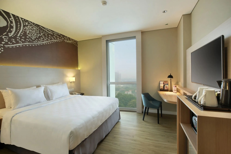 Mercure Solo
