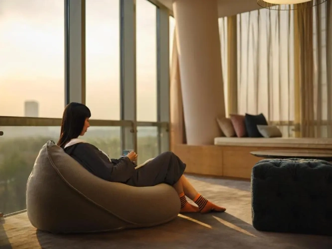 Deluxe Double Suite with lake view
