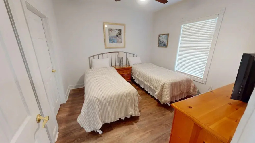 Magnolia Pointe Luster Leaf 4833-202 2 Bedroom Condo