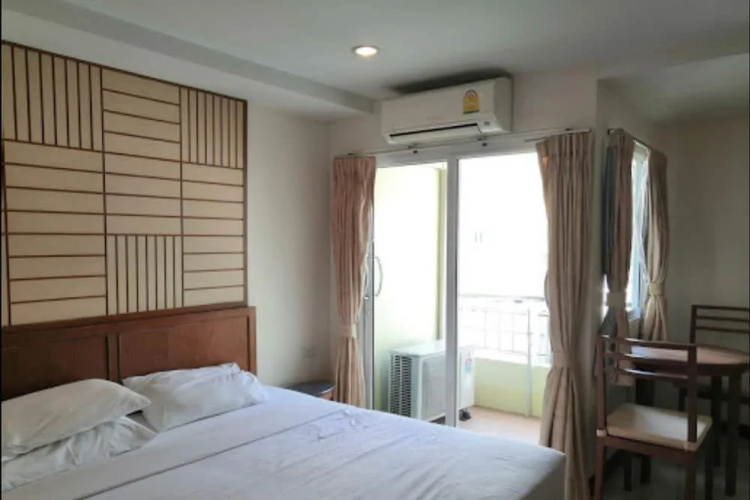 OYO 1097 Thep Apartment
