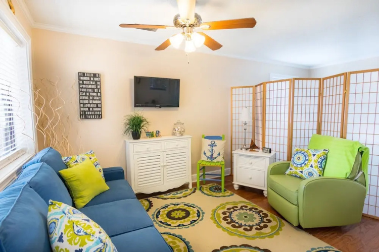 Holiday Hideaway condo