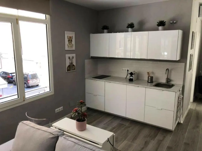 2 Bedrooms Apartment