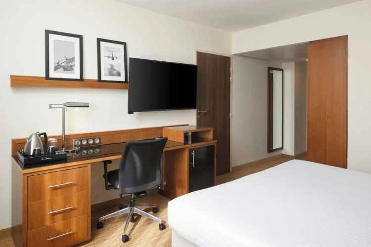 Standard Double Family room