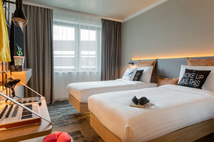 Standard Twin room