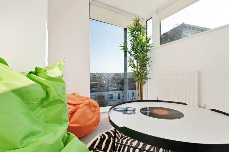Brighton's Best BIG House