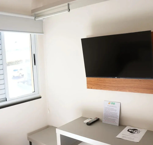 VR2 Hotel