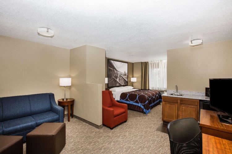 Double Suite