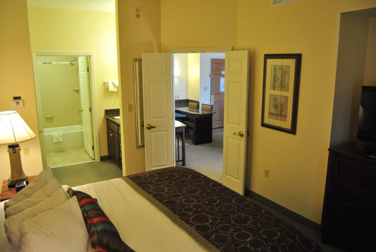 Staybridge Suites Lansing - Okemos by IHG