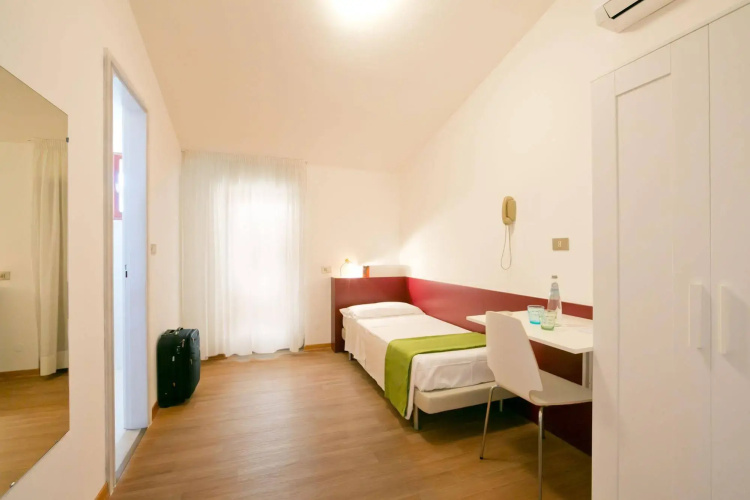 Marina Palace Hotel