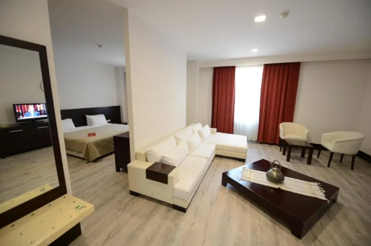 Suite with balcony and with view