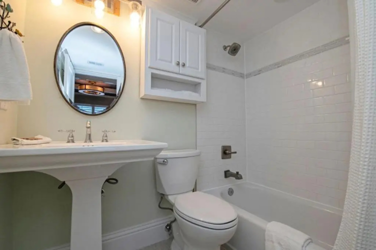 8114 Ocean Front 1st Floor