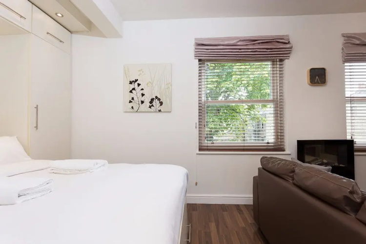 Bright & Spacious Studio in Notting Hill Gate