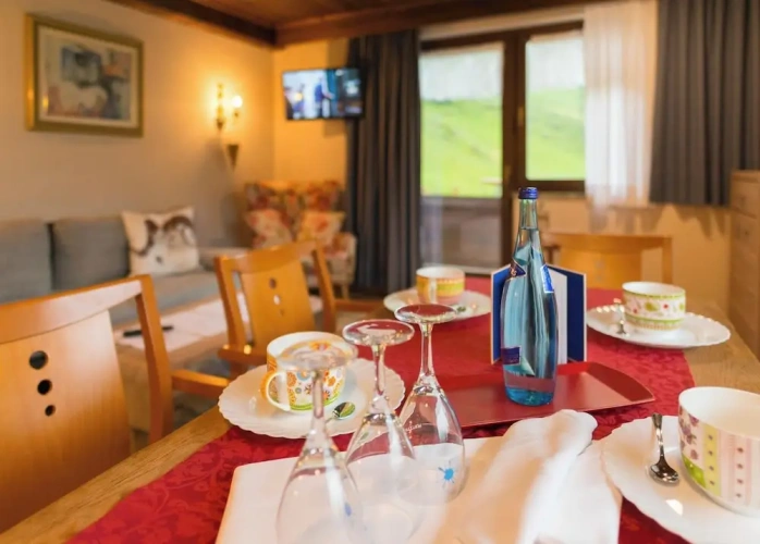 Suite with mountain view
