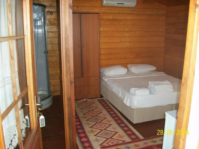 Kriss Hotel