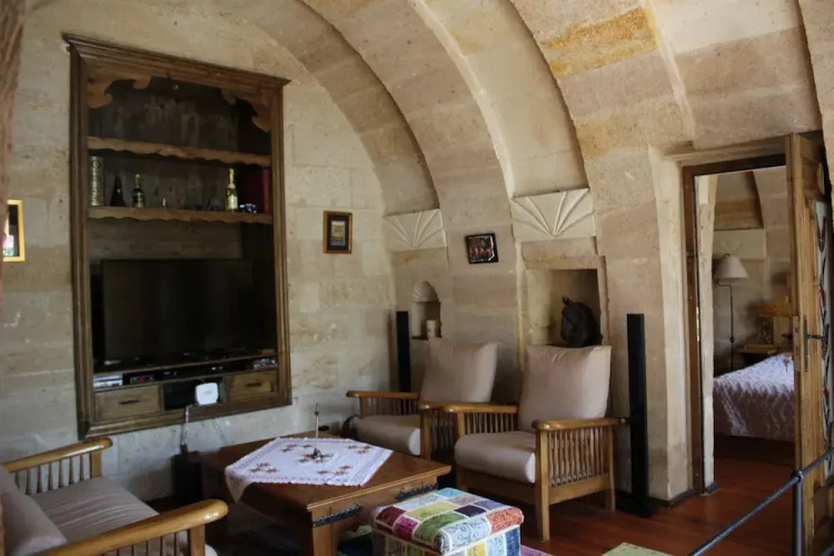 Kayhan Cave Villa