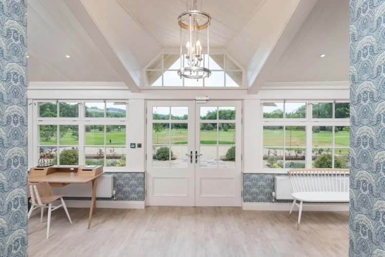 Deluxe Cottage with golf view