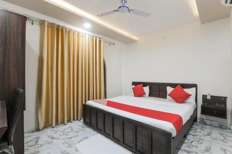 Classic Triple room