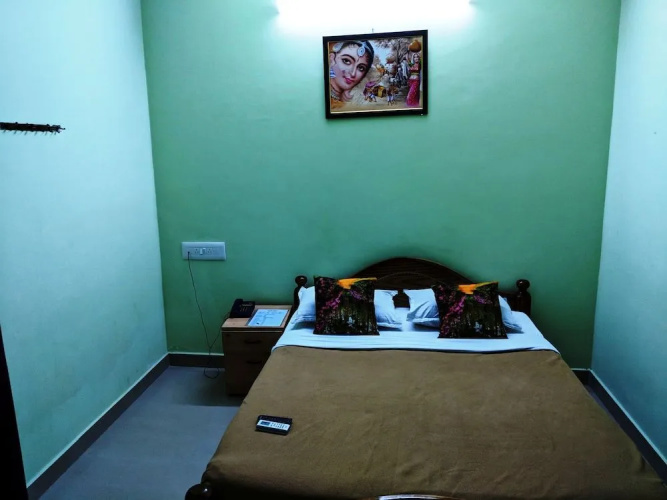 Kanish Home Stay