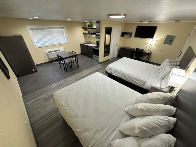 Superior Quadruple room