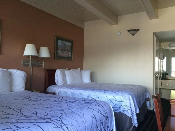 Van Ness Inn