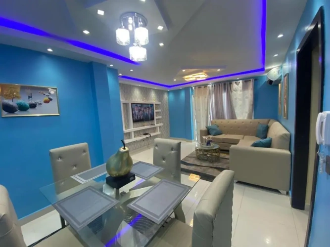 3 Bedrooms Apartment