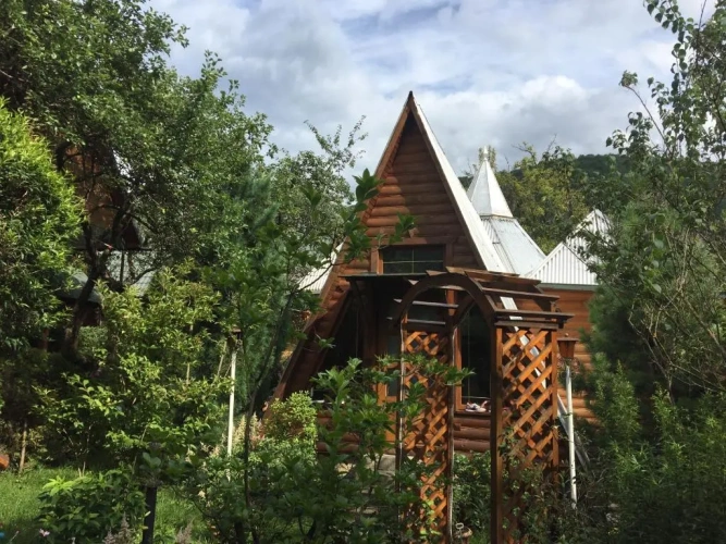 2 Bedrooms Cottage