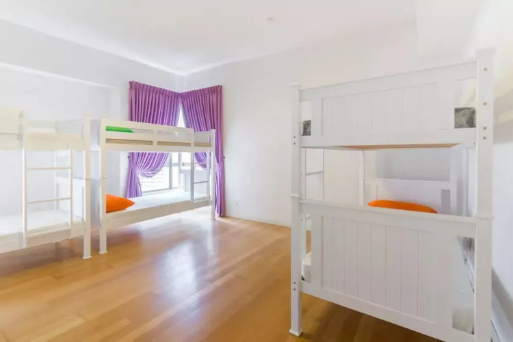 2Hampshire Backpacker Hostel