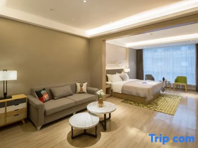 Deluxe Double Suite
