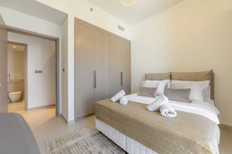 Act One Tower 2BR Luxury Apartment