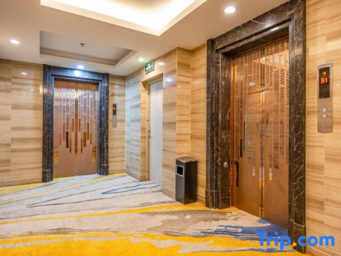 Rezen Reheal Hotel