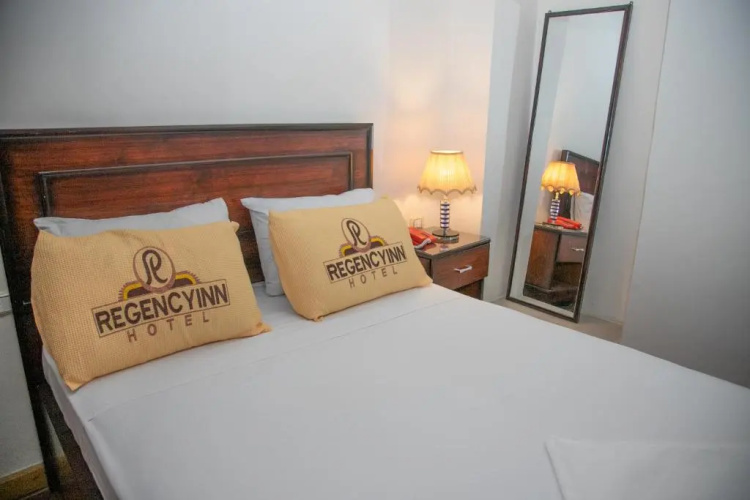 Regency inn