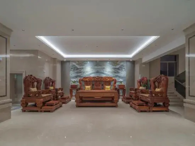 Shadian Hotel