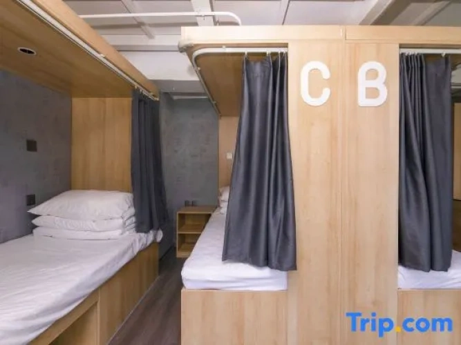 Bed in Dorm (male dorm)
