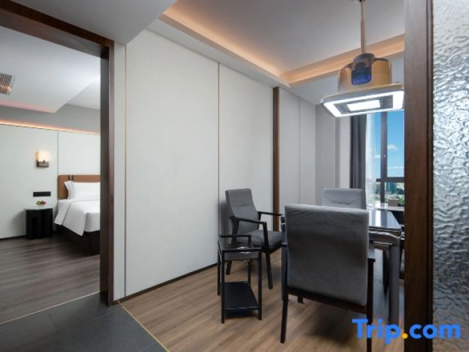1 Bedroom Suite