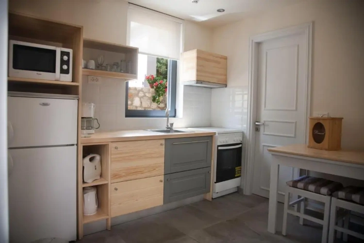 2 Bedrooms Family Apartment with garden view