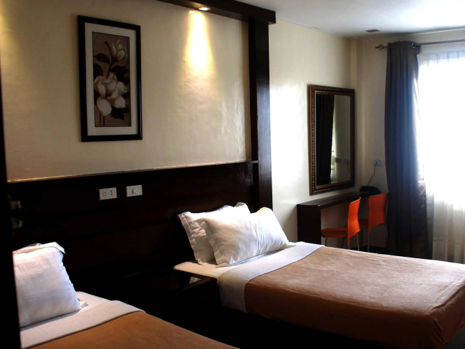 Delle Suites