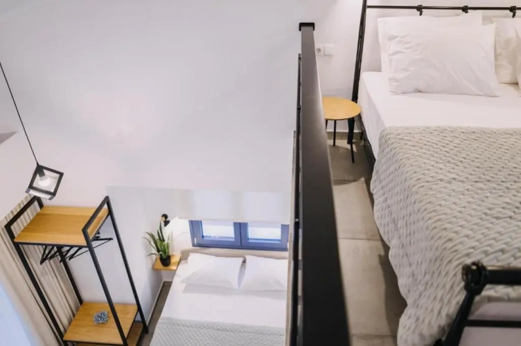 Deluxe Quadruple room
