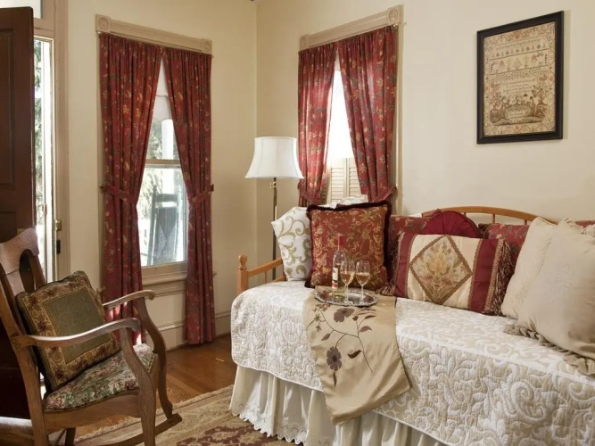 Double Suite