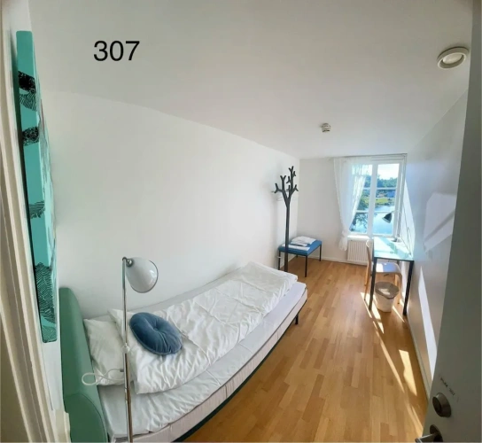 Standard Single room with canal view