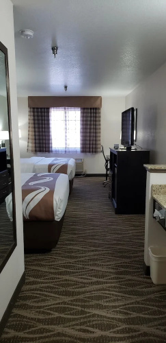 Allington Inn & Suites South Fork